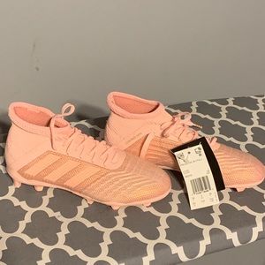 Kids adidas predator 18.1 size 2.5